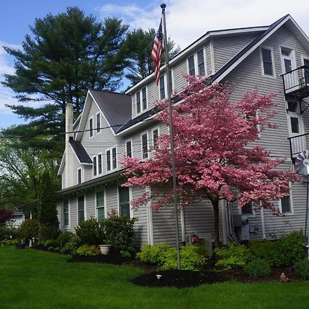 The Frogtown Inn Canadensis Eksteriør bilde