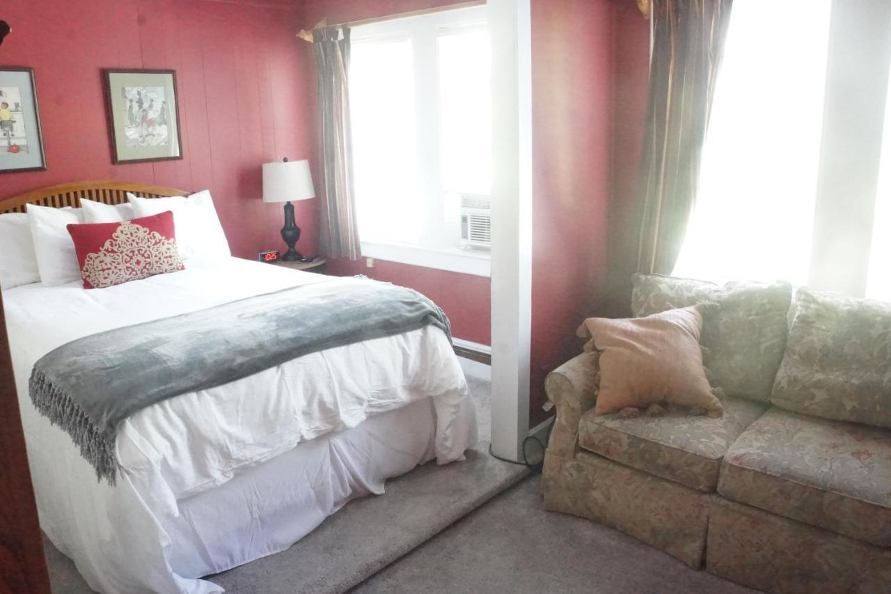 The Frogtown Inn Canadensis Eksteriør bilde