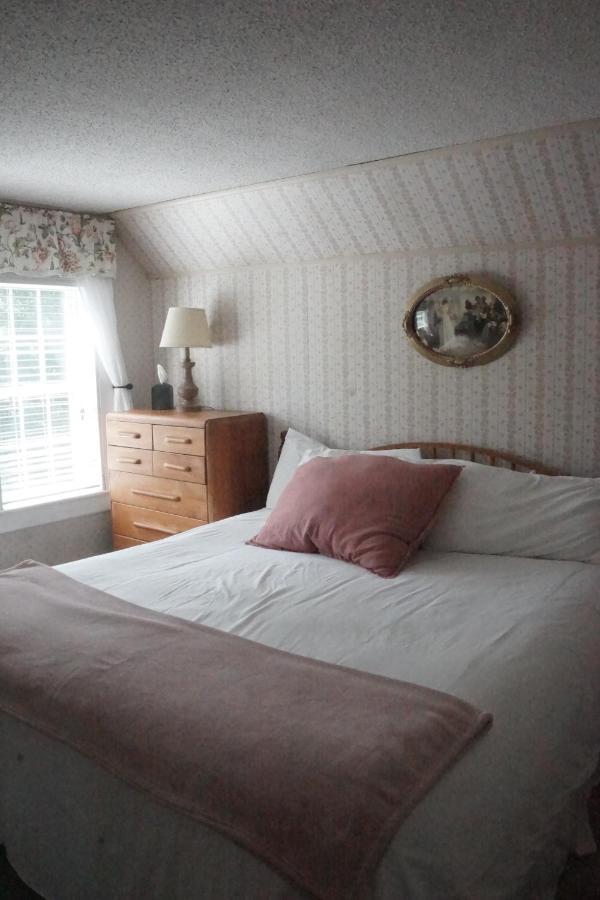 The Frogtown Inn Canadensis Eksteriør bilde