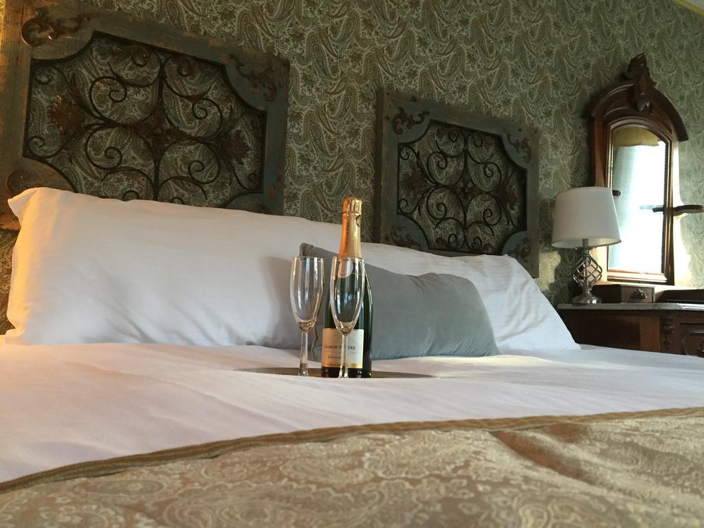 The Frogtown Inn Canadensis Eksteriør bilde
