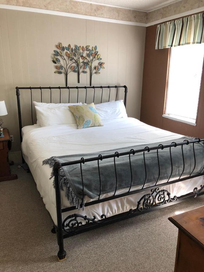 The Frogtown Inn Canadensis Eksteriør bilde